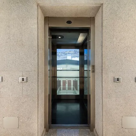 Amarre פוארטו דה מוגן